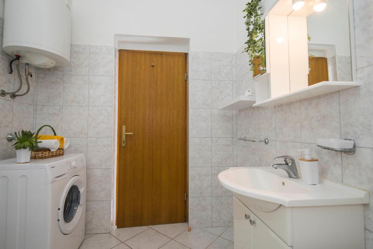 3 Bedroom Apartment Antonio Kaštela Екстериор снимка